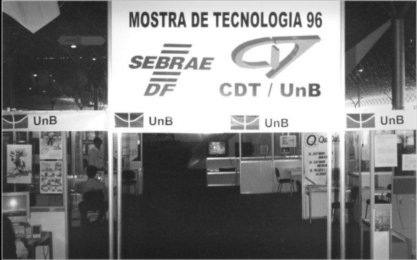 Os parceiros CDT e SEBRAE na mostra de tecnologia - 1996